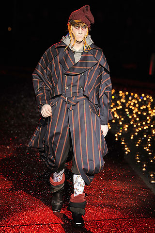 John Galliano / - 2009-2010